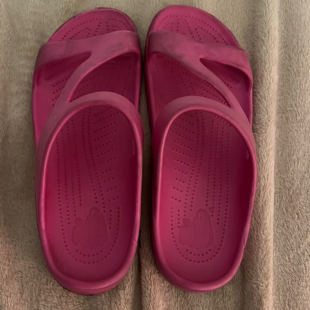 Women's Pink Slide Sandals
